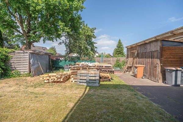 Garten (rechte Haushälfte)