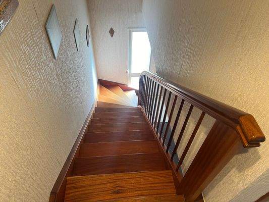 Treppe zum Dachgeschoss