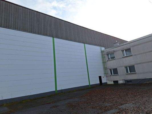 Logistikimmobilie_Germering bei München, ca. 4.892 m² Hallen- und Bürofläche_4.jpg