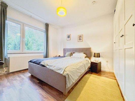 Das Schlafzimmer zur Gartenseite