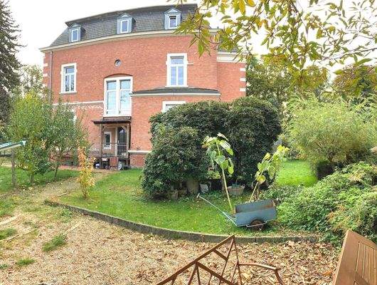 7F40D9C3-7608-47BF-B756-D85CBE