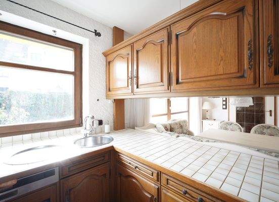 Bild 5_Durchblick von der Küche zum Essplatz.JPG