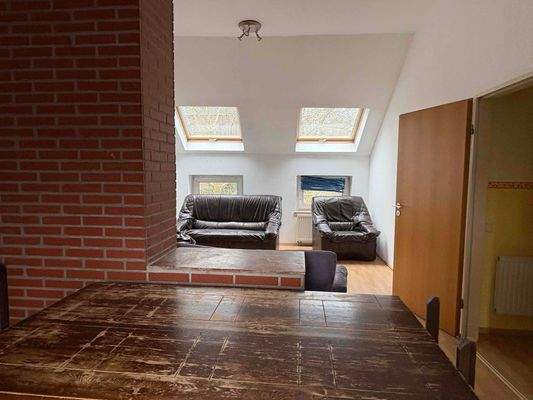 Wohnzimmer DG Rechts