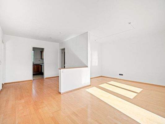 OG: Wohn-/Essbereich