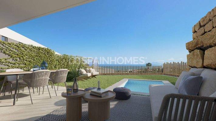 Elegant Houses 2 Km from the Sea in Manilva