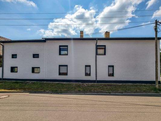 Gebäudeseitenansicht