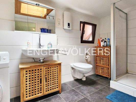 Gemeinschaftsbad im 2. OG