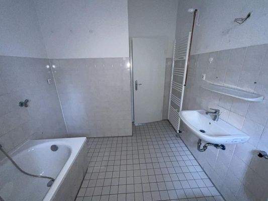 Badezimmer Ansicht 2
