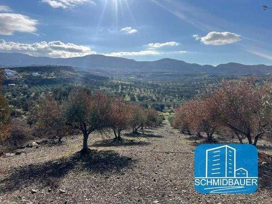 Kreta, Sivas: Grundstück am Ortsrand mit 360-Grad-Aussicht zu verkaufen