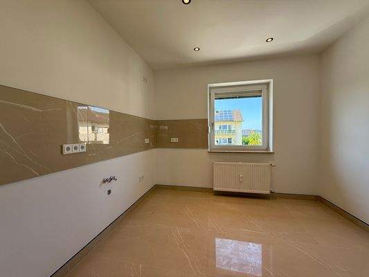 Küche (3-Zi renoviert)