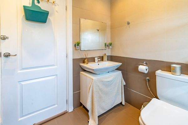 Die Finca verfügt über 2 Badezimmer