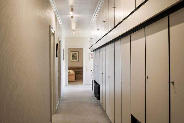 Ankleide und Schrankflur.JPG