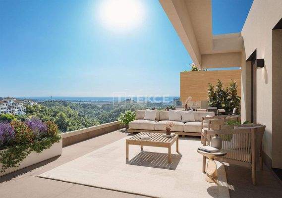 Flats with Seamless Indoor-Outdoor Spaces in Marbella