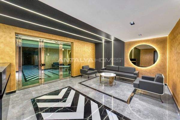 Flats in a Complex Near the Sea in Alanya