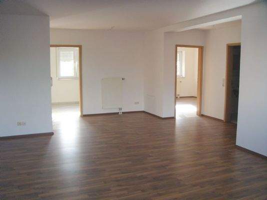 Blick in Küche, Schlaf- u. Badezimmer