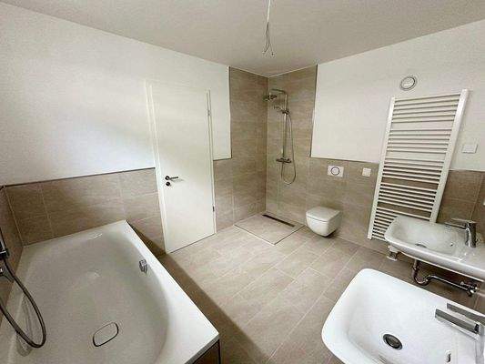 modernes Bad