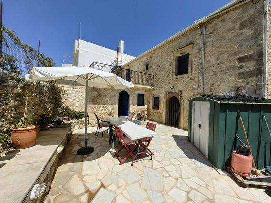 Kreta, Eleutherna: Freistehendes Steinhaus mit 2 unabhängigen Studios zum Verkauf