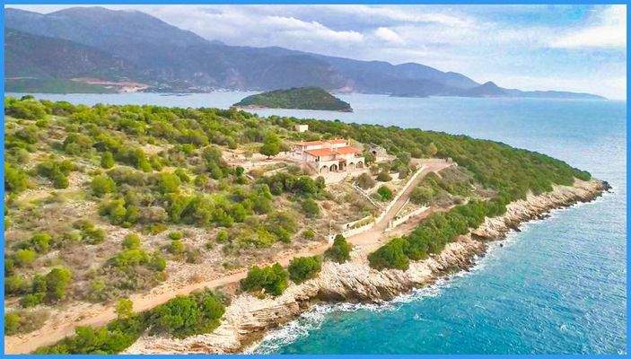 e3b238d3c7034ec7bb72ba2f6ef2e23d-original