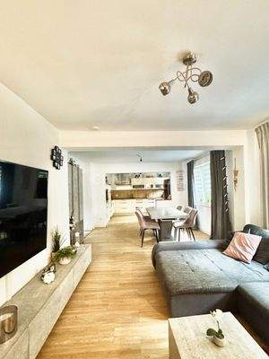 offener Wohn/-Essbereich