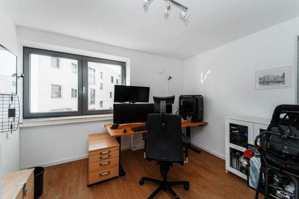 Büro / Kinderzimmer 1