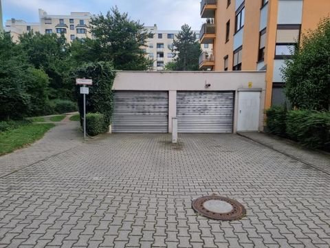 Nürnberg Garage, Nürnberg Stellplatz