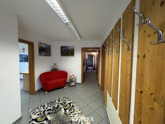 Geschäftshaus Vorraum Gang