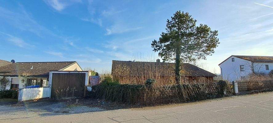 Grundstück mit Altbestand