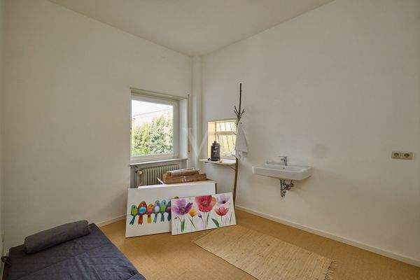 Zimmer 3 Geschäftsräume