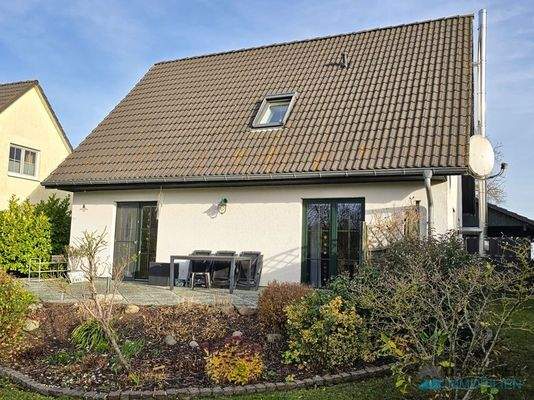 Solides Massivhaus auf gepflegtem Grundstück