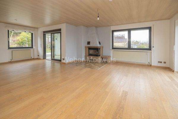 3472 Wohn- u. Esszimmer a