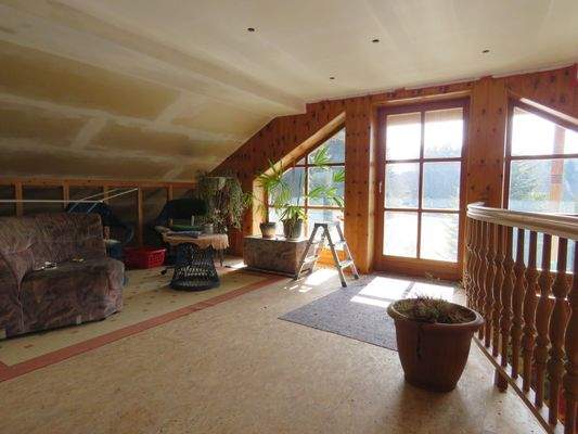 Galerie mit geplantem Balkon 