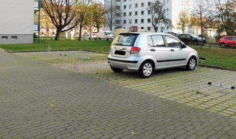 Brandenburg Garage, Brandenburg Stellplatz