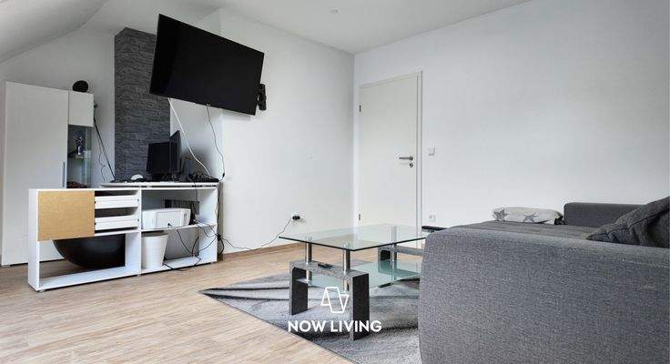 Schlafzimmer/Hobbyraum DG