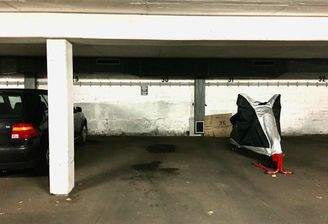 Tiefgaragenstellplatz