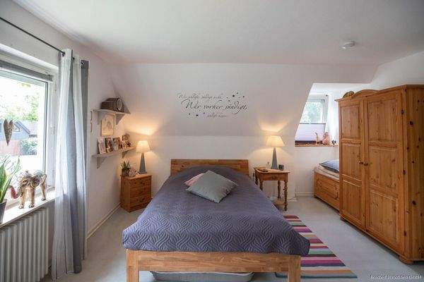 Großes Schlafzimmer