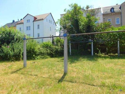 Hof mit Wäscheplatz