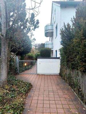 Haupteingang Grundstück