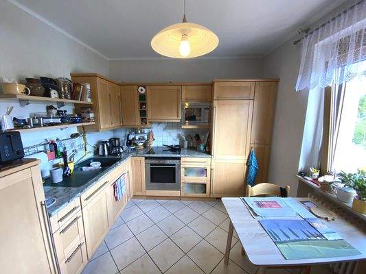 Obergeschoss: geräumige Küche