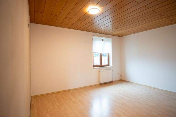 Wohnzimemr EG (2).jpg