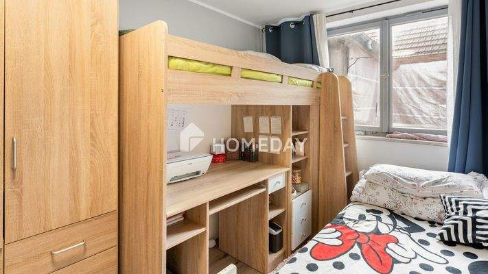 1. OG Schlafzimmer 1 1