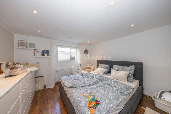 3400 Schlafzimmer Einlieger