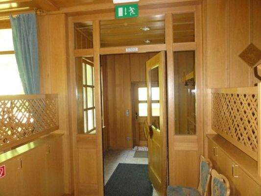 Gastro-innen Gastraum