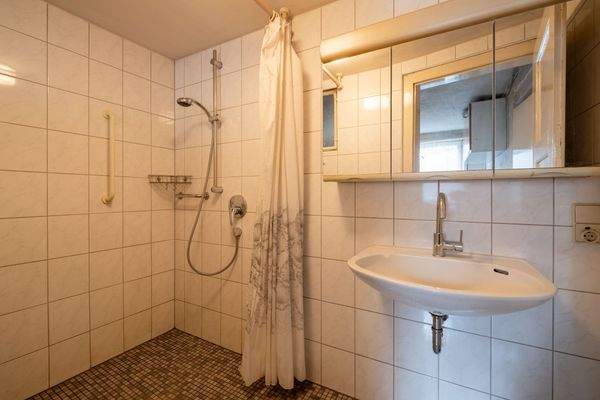 EG - Duschbad, bodeneben