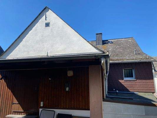 Freisitz mit Zugang zur Werkstatt