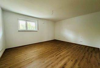 Büro-/ Kinderzimmer 