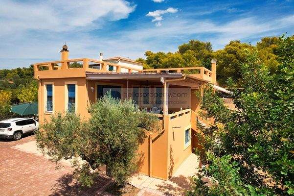 6f4bb1fc528b4e4fb2d23c8315d44c0e-original