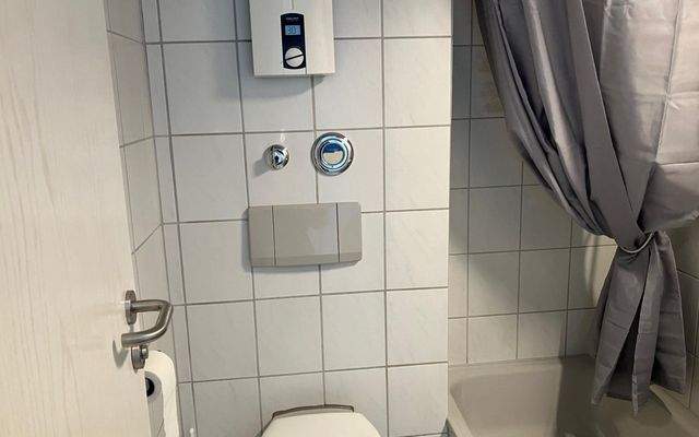 Wohnen auf Zeit Schlaitdorf zwischen Filderstadt und Tübingen Reutlingen möblierte Wohnung mieten bei urbanbnb (5).jpeg