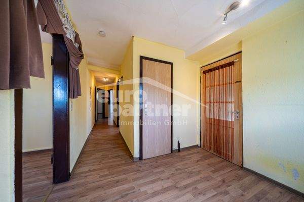 Flur/ Eingangsbereich (Wohnung DG)