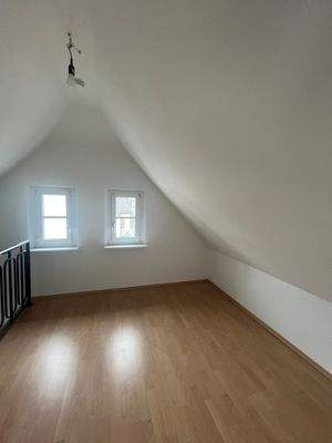 DG Wohnung/ausgebaut