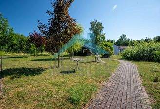 Garten & Baugrundstück